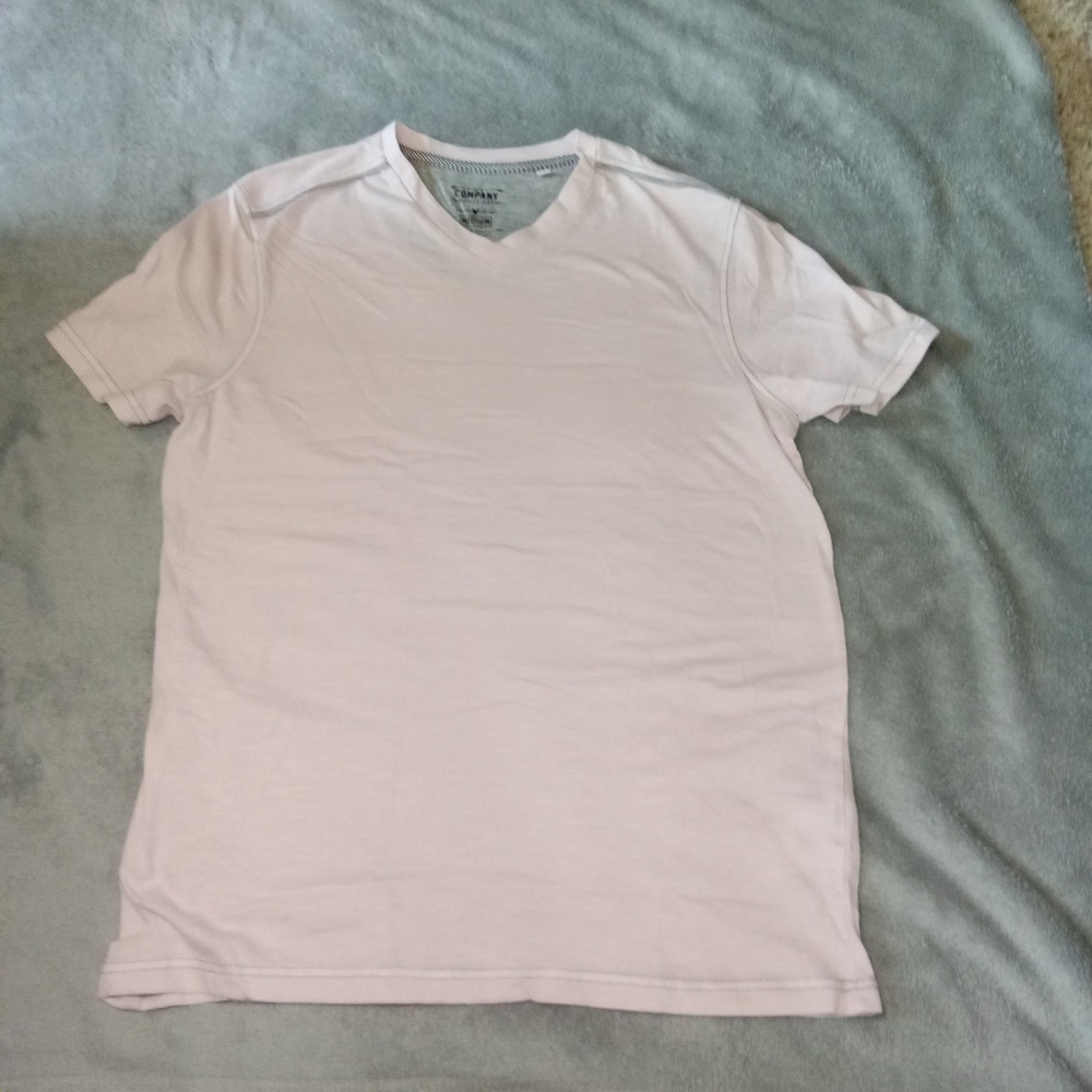 Company Eighty One Womens Light Pink V-Neck Short Sleeve T-Shirt Medium
